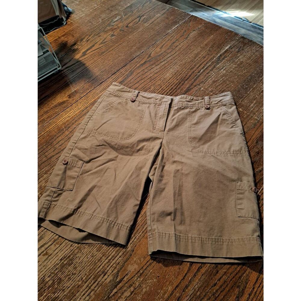 Size 12 Izod Brown Cotton Shorts with Pockets Casual